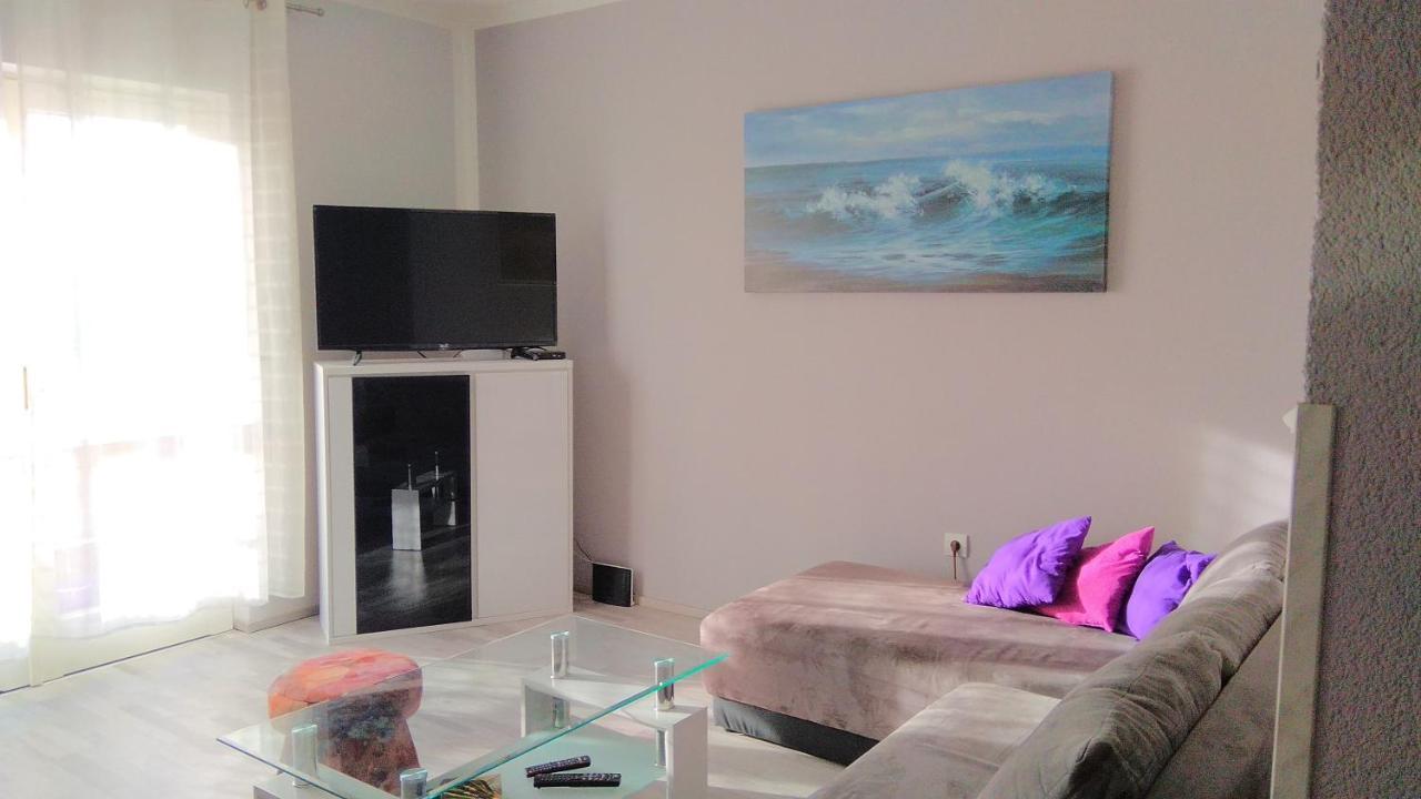 Laura Apartment Koromacno Ngoại thất bức ảnh