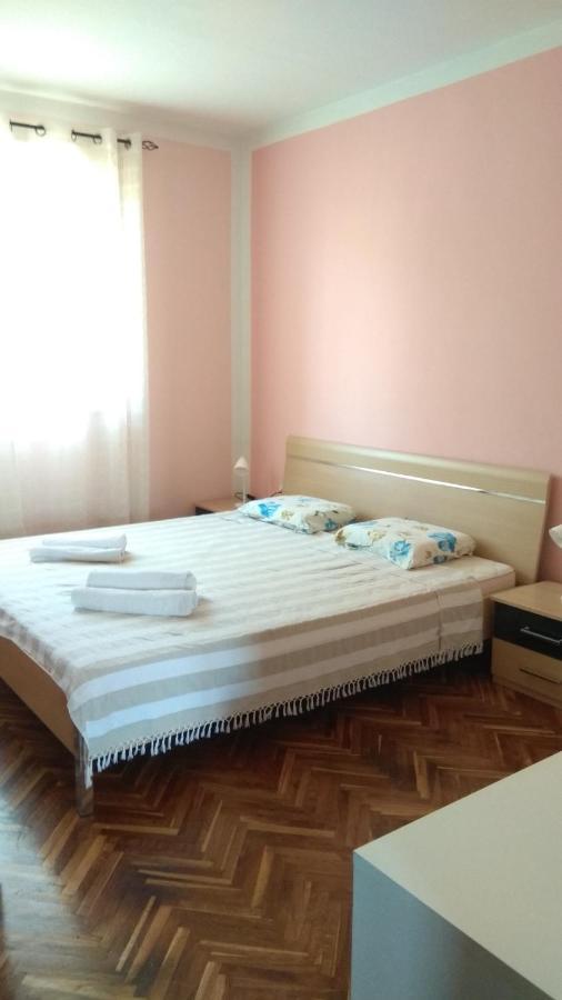 Laura Apartment Koromacno Ngoại thất bức ảnh